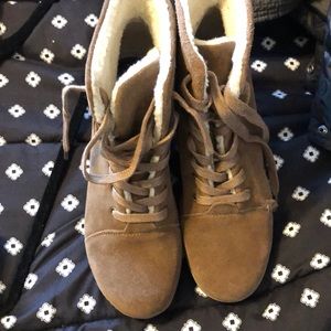 Design lab wedge beige booties